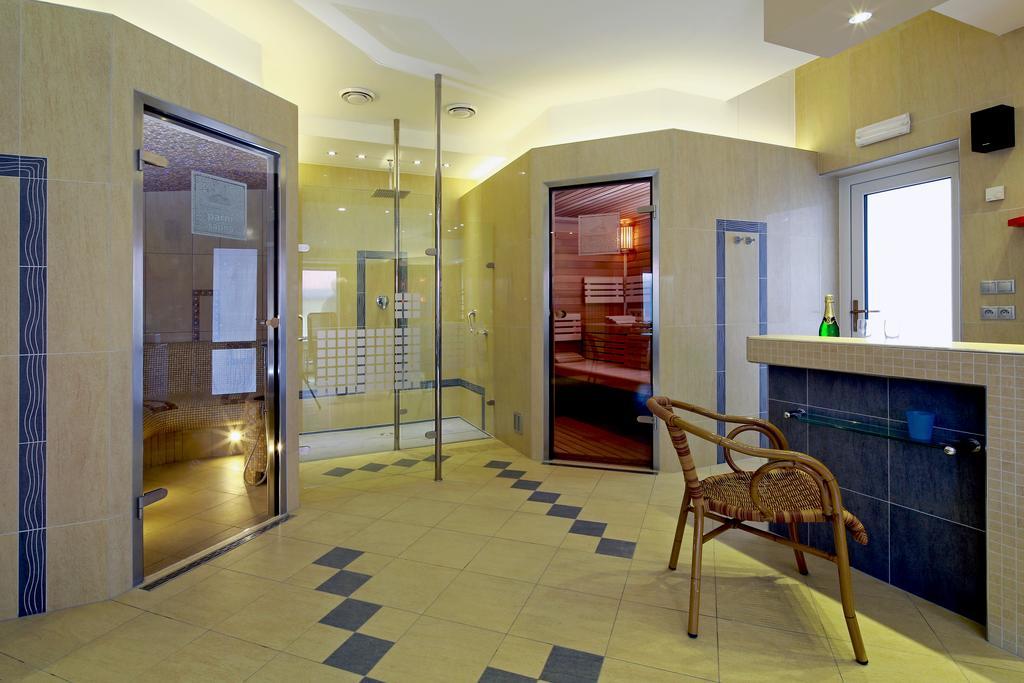 Wellness Penzion Pod Rozhlednou Kostelec nad Orlicí Екстериор снимка